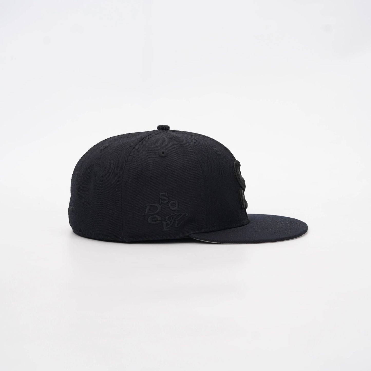 SAKRED SOLDIER FITTED CAP